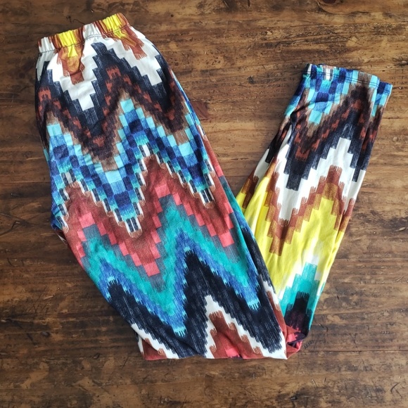 Honey and Lace leggings - Picture 1 of 4